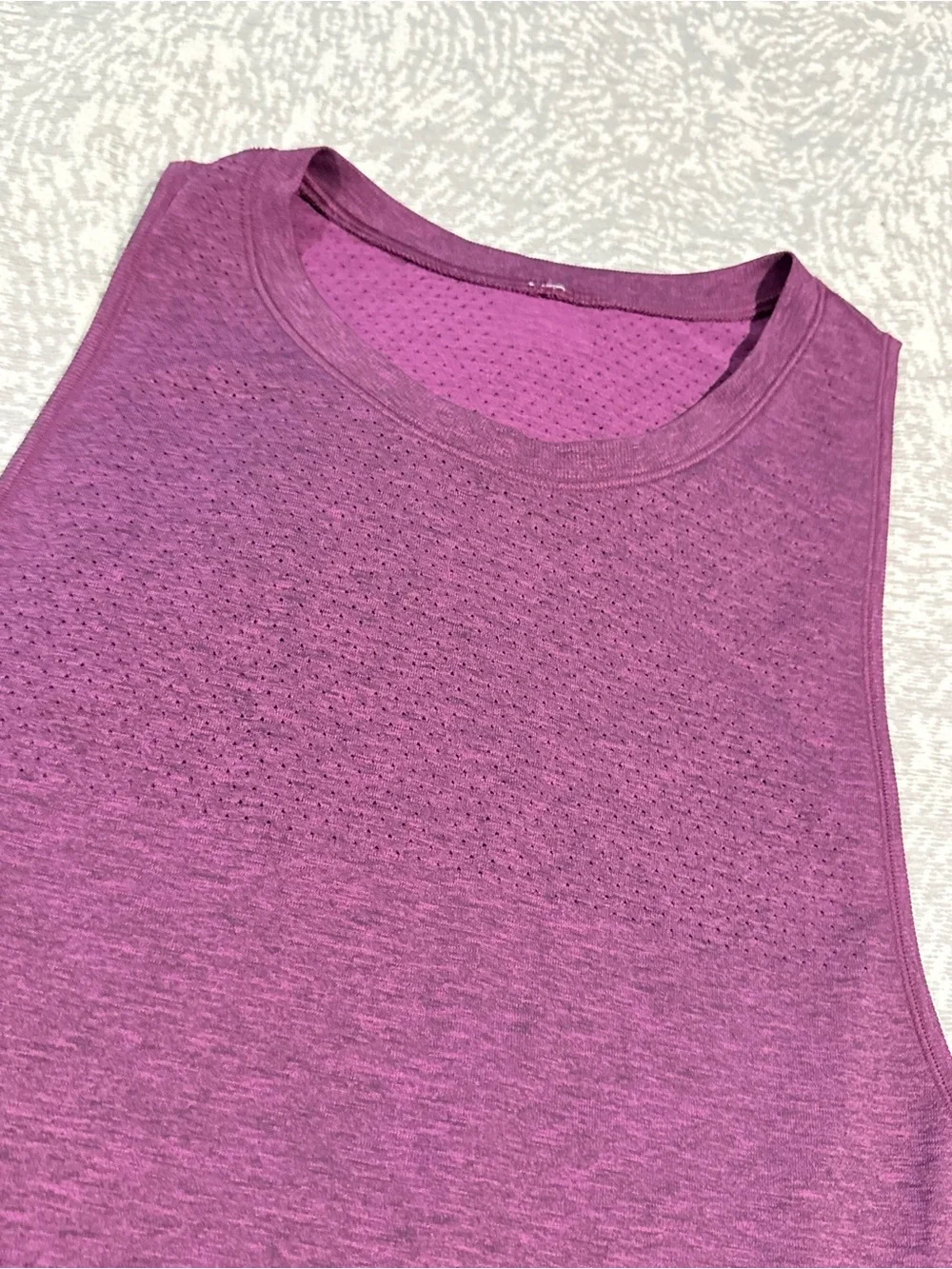 Lululemon /// Women’s Breeze By Muscle Tank - Aurora / Black - Size 8